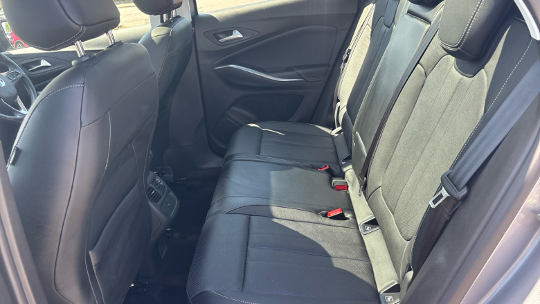 Vauxhall Grandland X 1.2 Turbo Elite Nav 5dr Petrol Hatchback